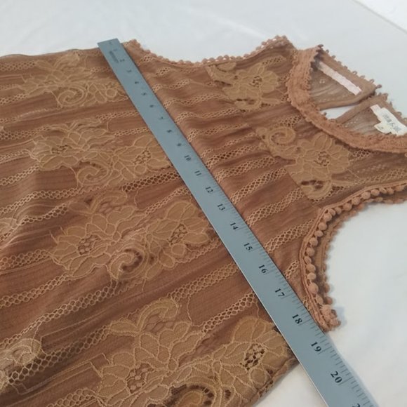 Taylor & Sage women's size M brown floral top - Picture 8 of 14